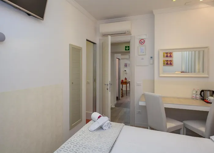Zefiro Oda ve Kahvaltı 4*