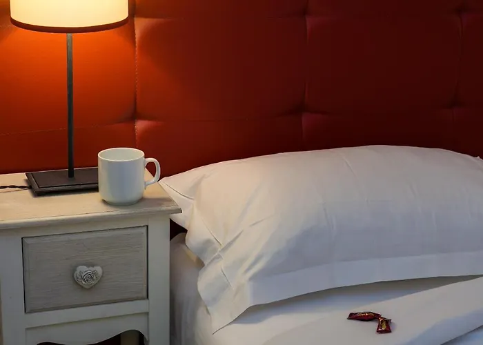 Zefiro Oda ve Kahvaltı 4*